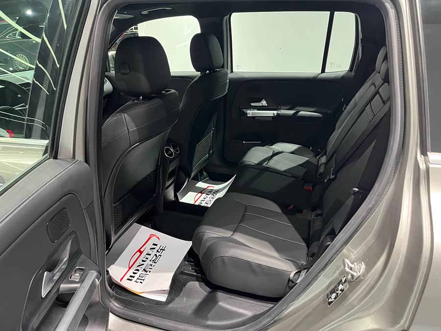 Mercedes-Benz GLB Class 2020 car image #19