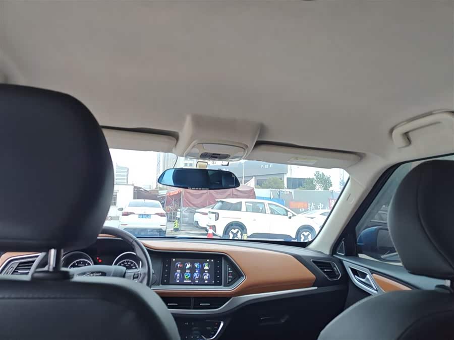 众泰 众泰T300 2018 汽车图片 #19