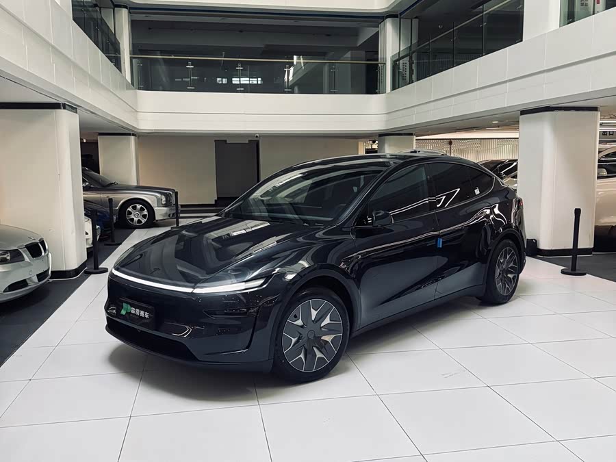 特斯拉 Model Y L 2025 汽车图片 #19