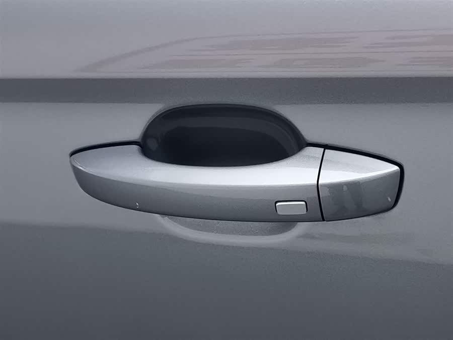 Roewe i5 2022 car image #19