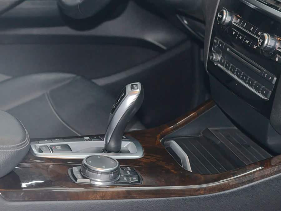 BMW X3 (Imported) 2016 صورة سيارة #19