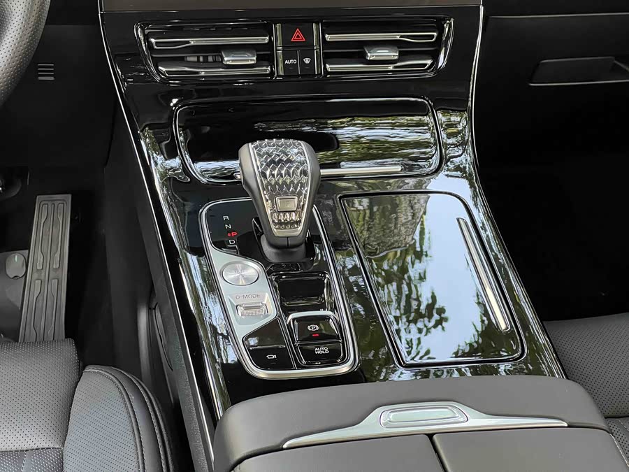 GAC Trumpchi M8 2024 car image #19