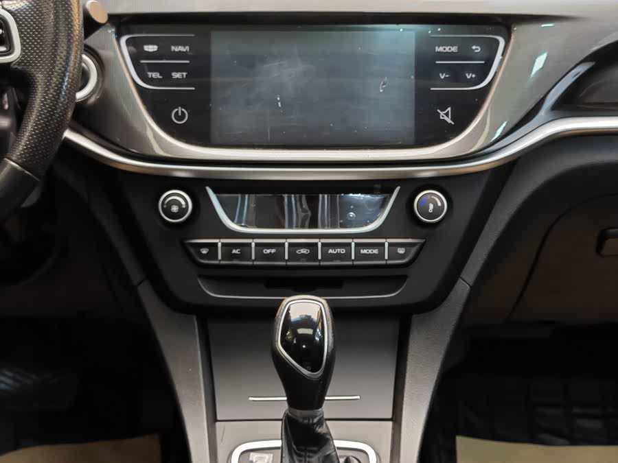 GEELY Emgrand 2017 #19 GEELY Emgrand 2017 car image #19
