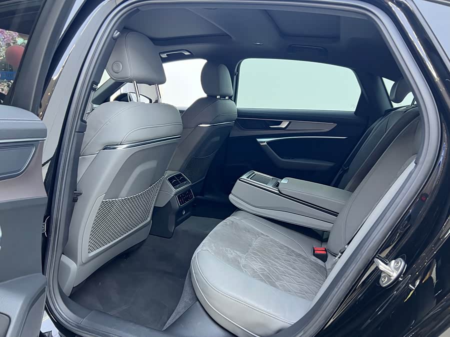 Audi A6L 2020 car image #19