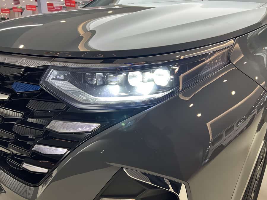 Hyundai Custo 2023 car image #19