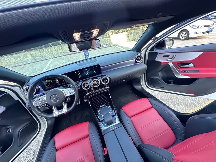 Mercedes-Benz 2020 car image #19