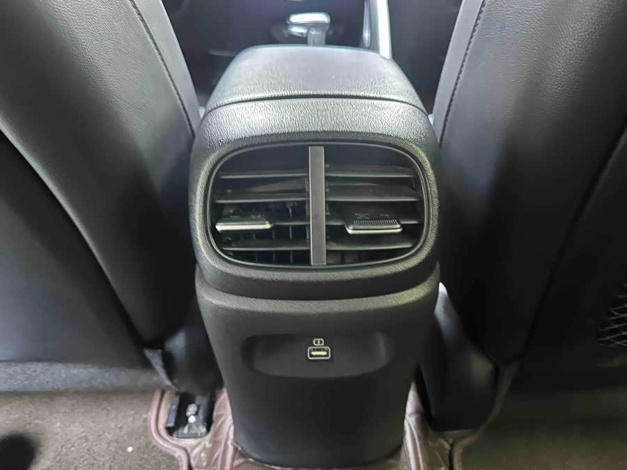 Hyundai Elantra 2022 car image #19