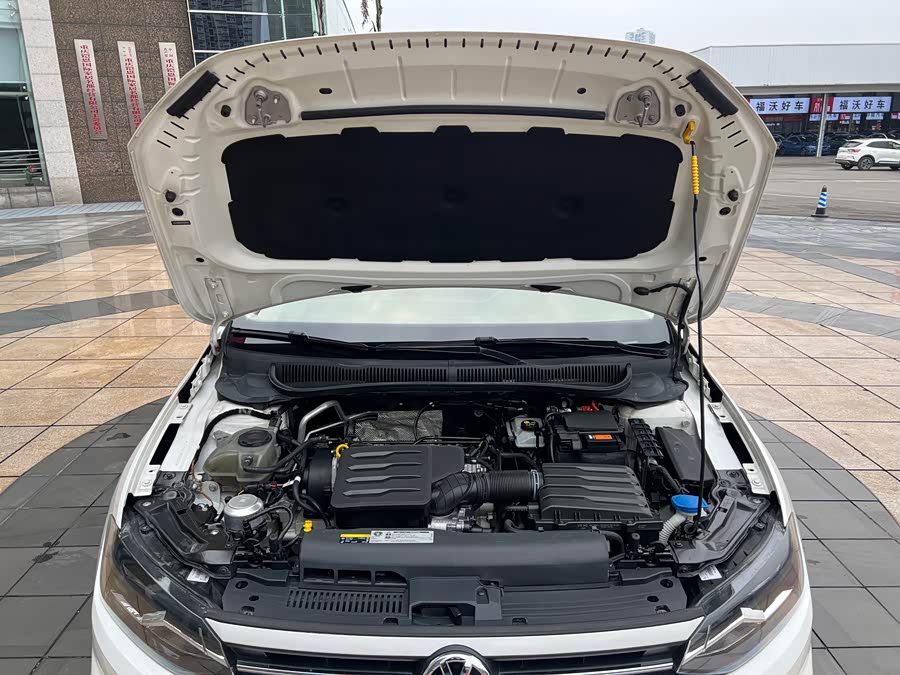 Volkswagen Polo 2020 car image #19