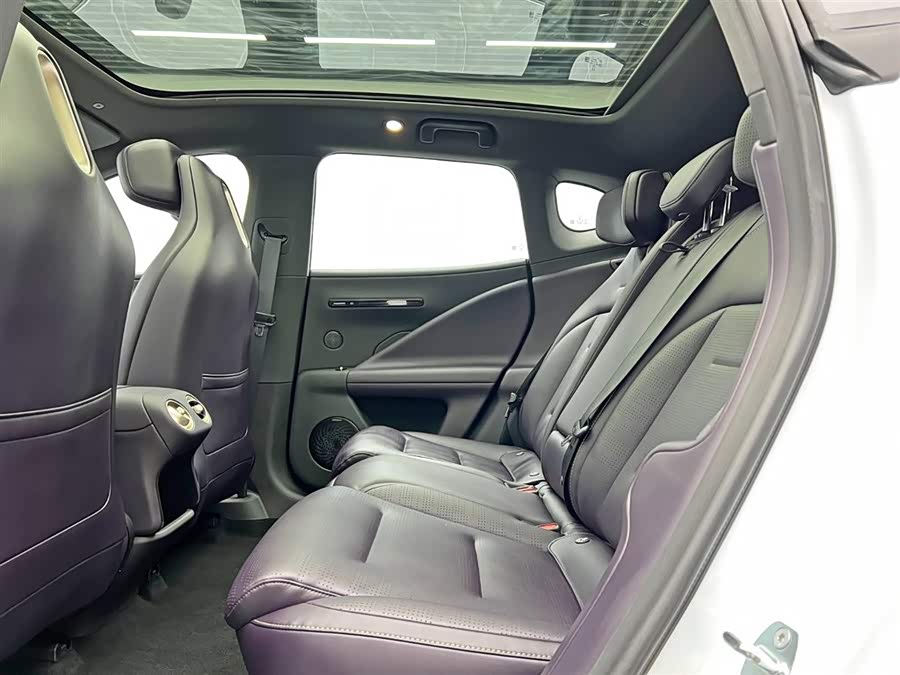 Avatr 07 2025 car image #19