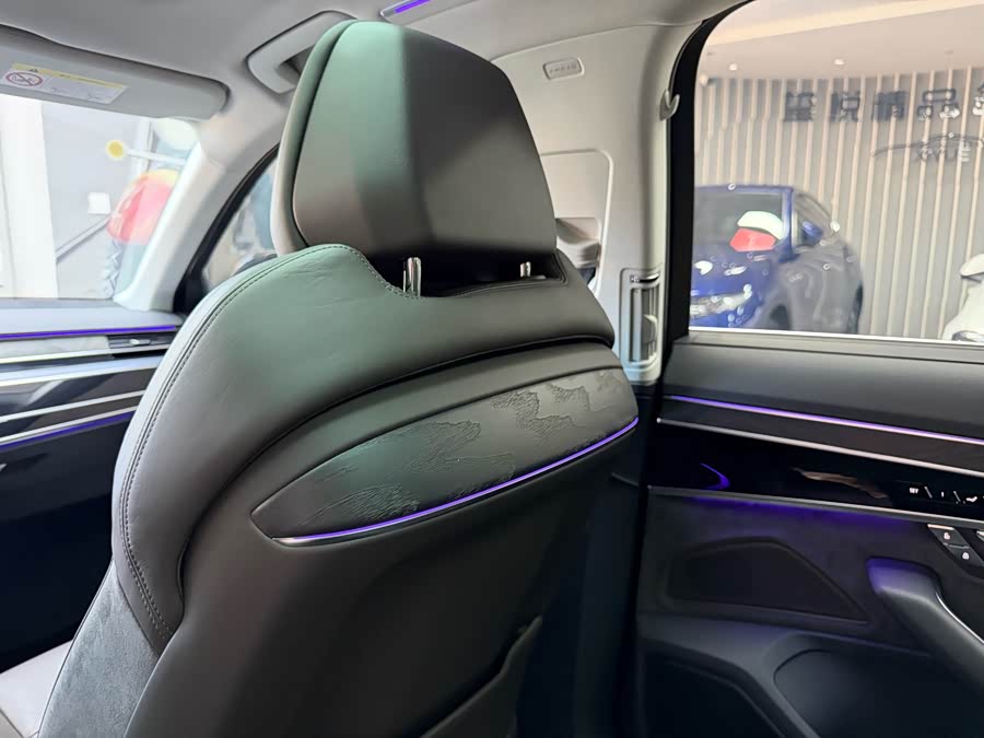 Audi A8 2021 imagem de carro #19