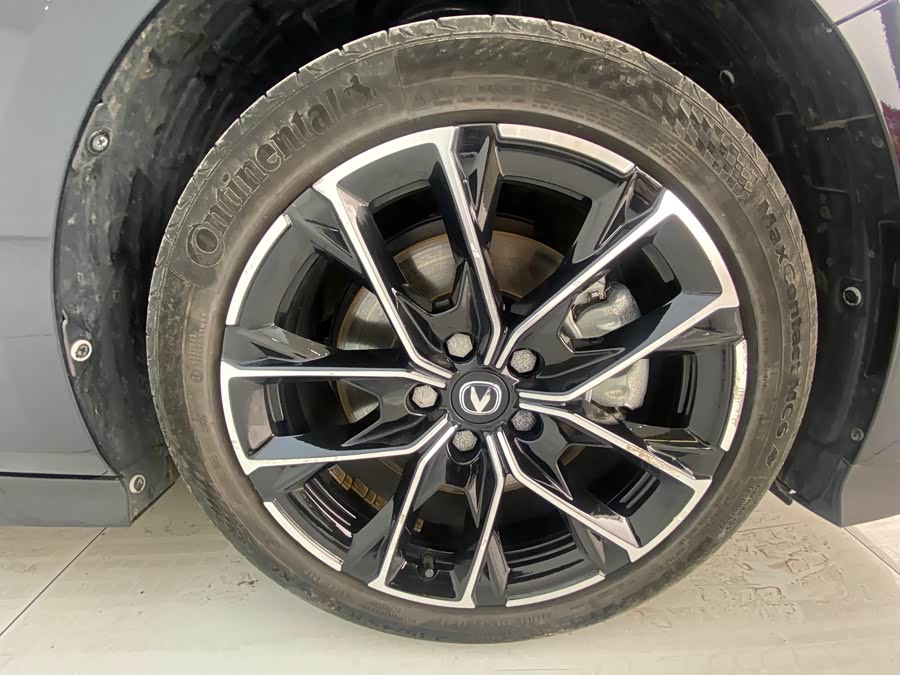 Changan UNI-V iDD 2024 #19 Changan UNI-V iDD 2024 car image #19