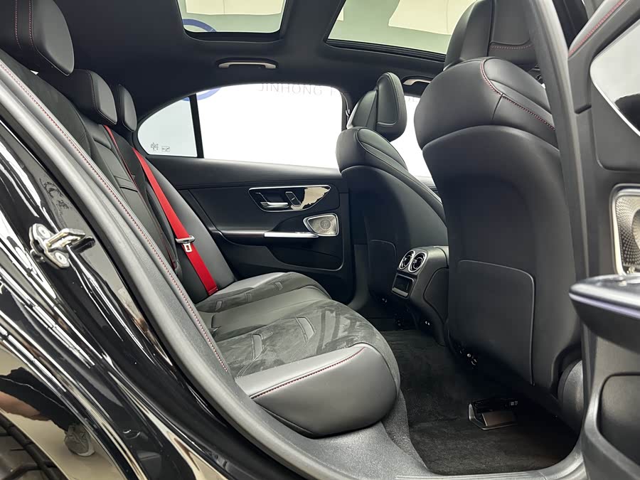 Mercedes-Benz C AMG 2023 immagine di auto #19