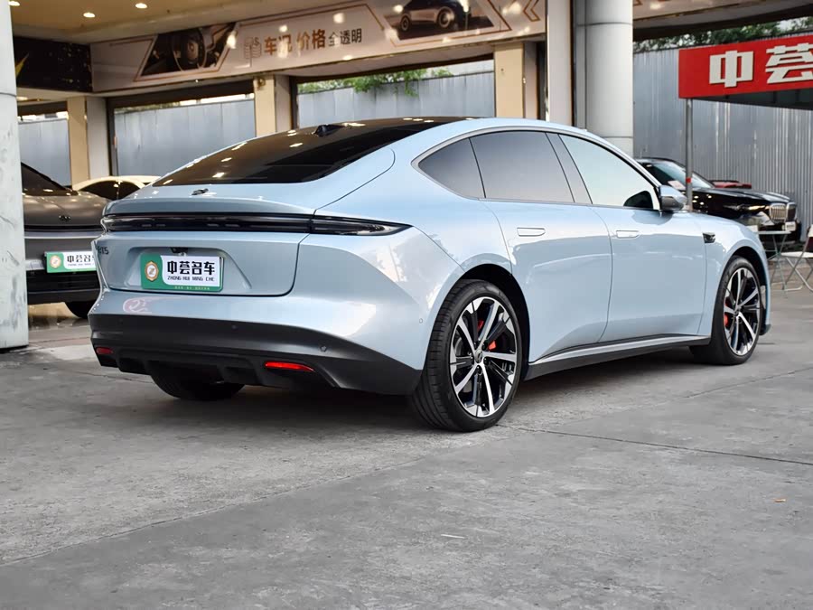 NIO ET5 2022 #19 NIO ET5 2022 car image #19