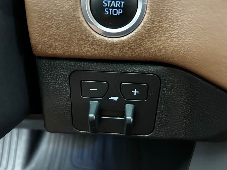 Toyota 2023 car image #19
