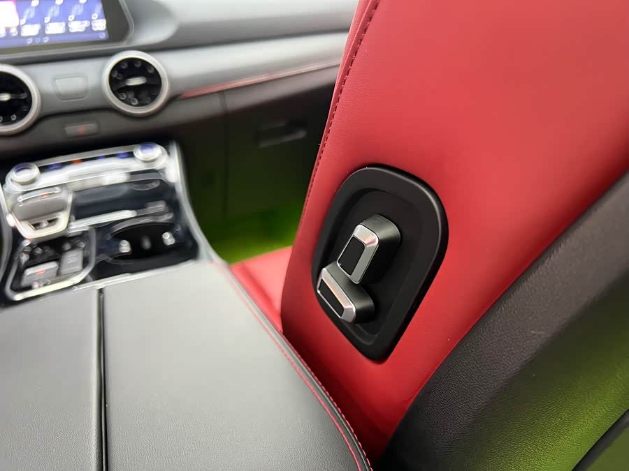 Forthing T5 EVO 2022 car image #19