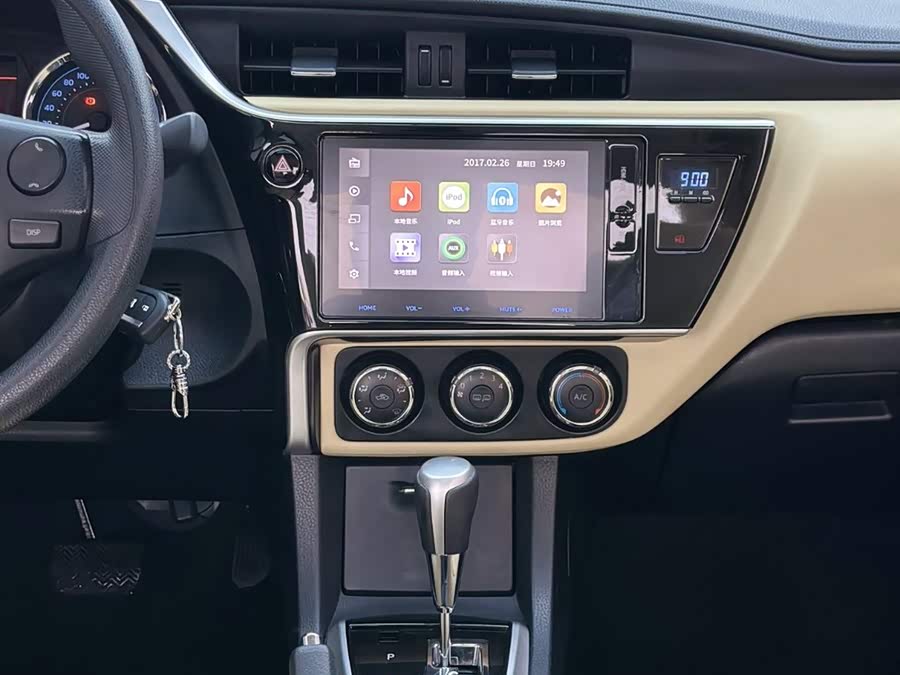 Toyota Corolla 2017 #19 Toyota Corolla 2017 car image #19