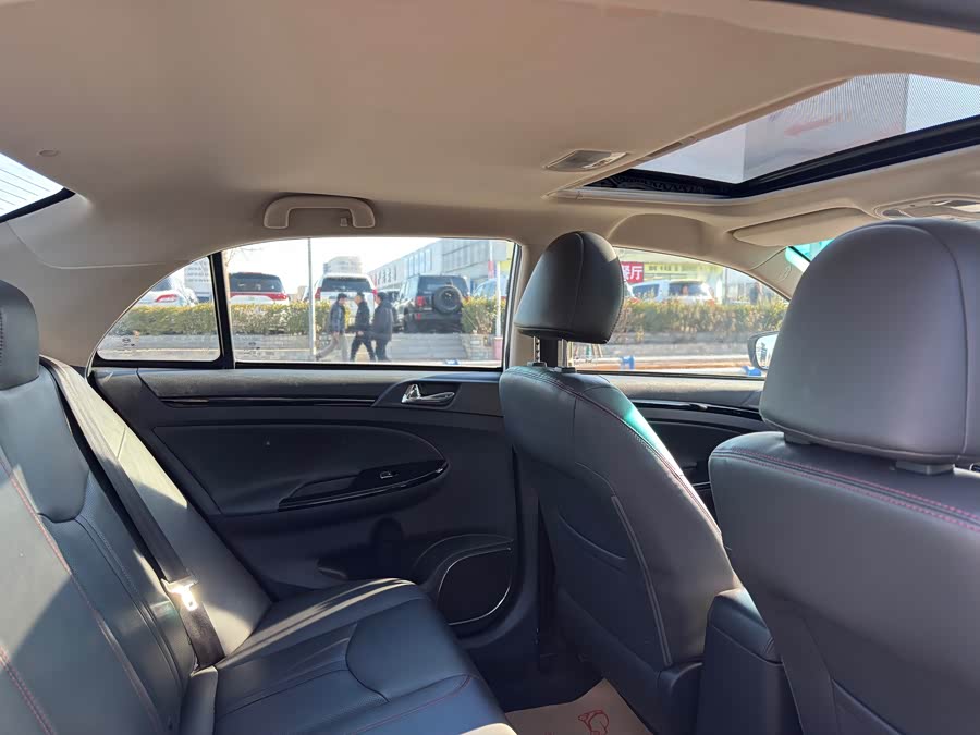 BYD e5 2016 #19 BYD e5 2016 car image #19