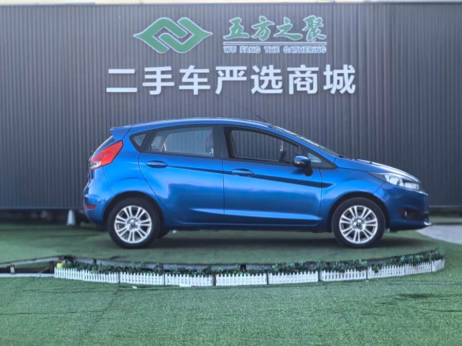 Ford Fiesta 2013 #19 Ford Fiesta 2013 immagine di auto #19