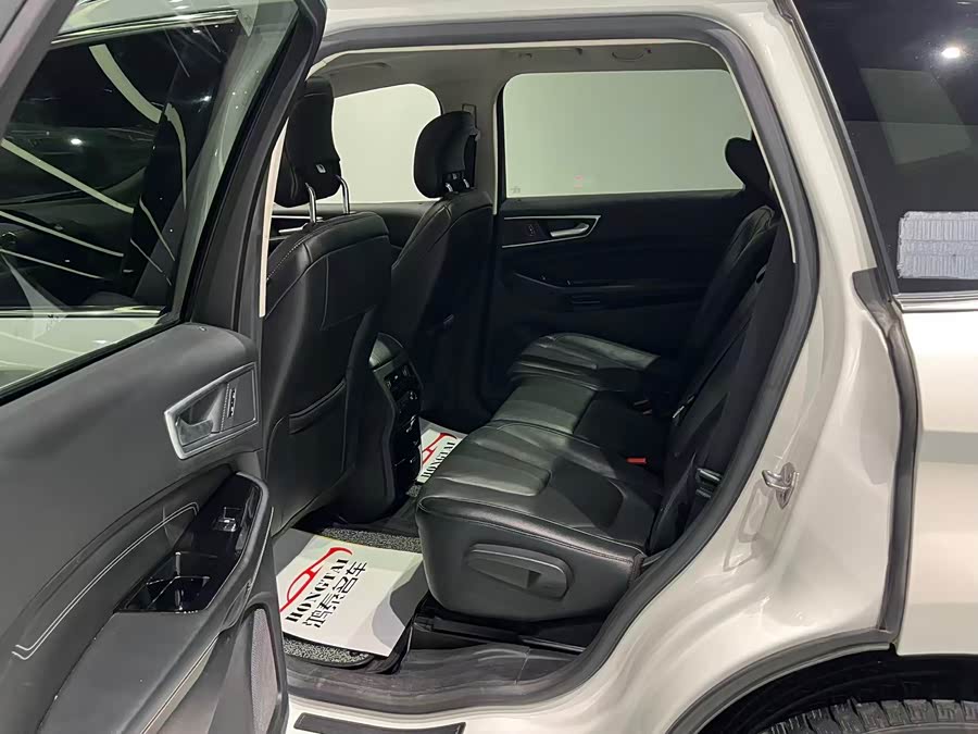 Ford Edge 2018 #19 Ford Edge 2018 car image #19