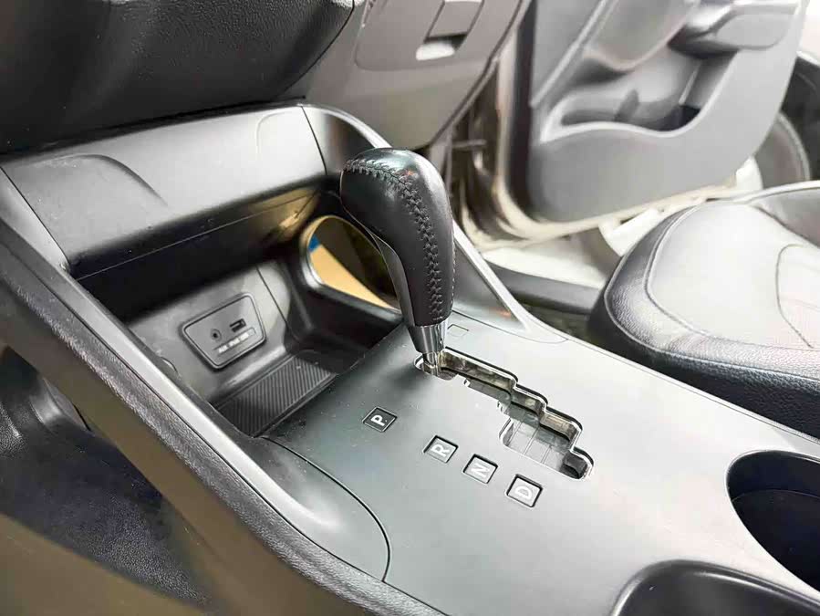 Hyundai ix35 2024 изображение автомобиля #19