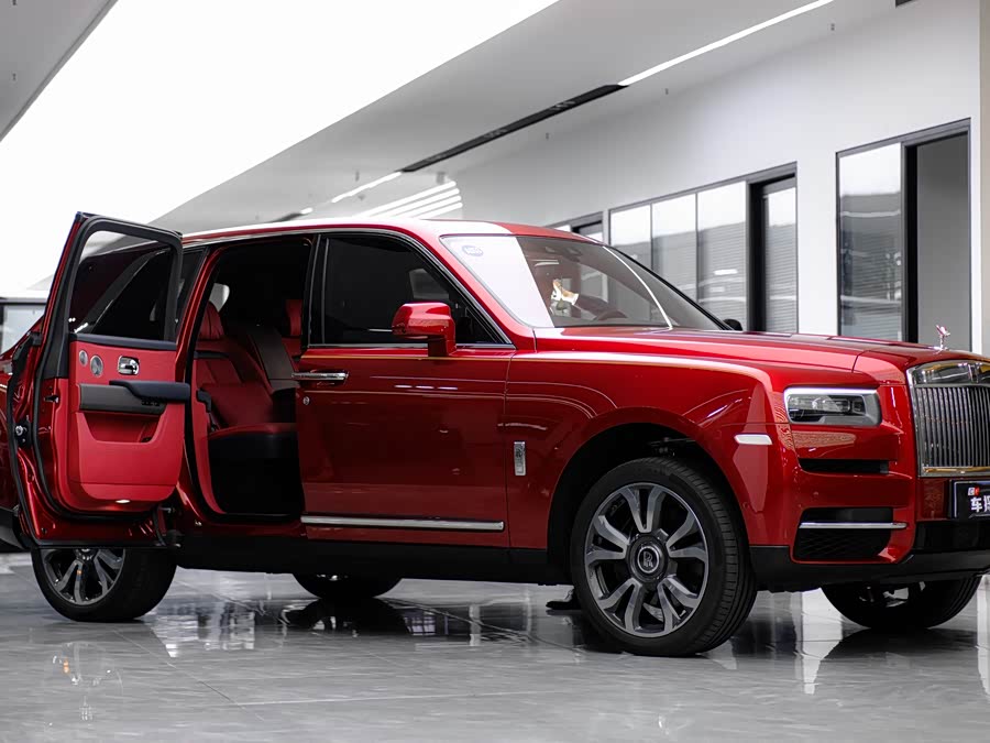Rolls-Royce Cullinan 2023 #19 Rolls-Royce Cullinan 2023 car image #19