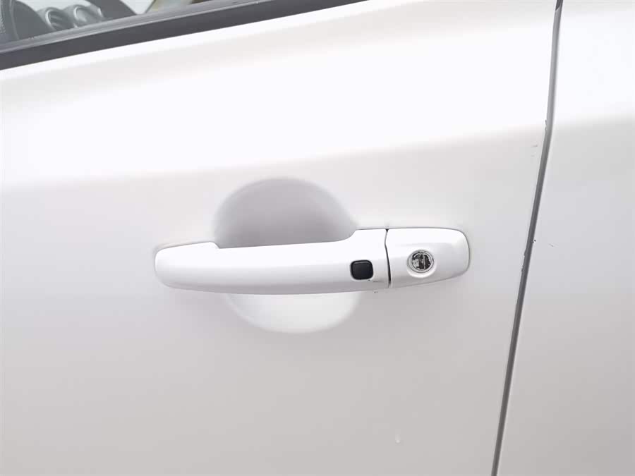 铃木 维特拉 2017 汽车图片 #19