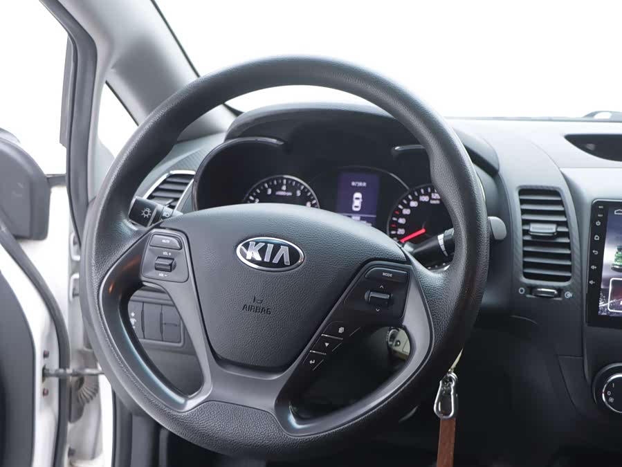 Kia K3 2015 #19 Kia K3 2015 car image #19