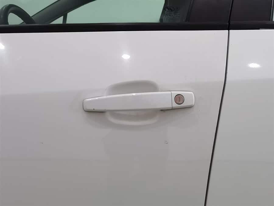 Chevrolet Tracker 2017 car image #19