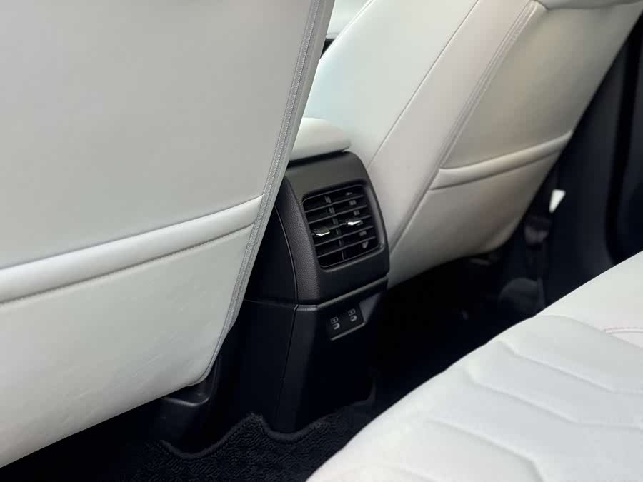 Honda e:NS2 2024 car image #19