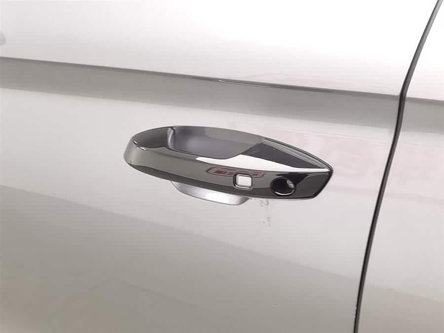 BYD Song Plus New Energy 2023 immagine di auto #19