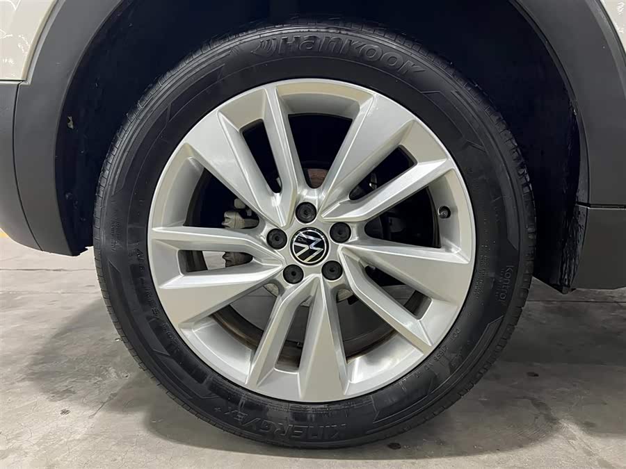 Volkswagen T-Cross 2021 #19 Volkswagen T-Cross 2021 car image #19