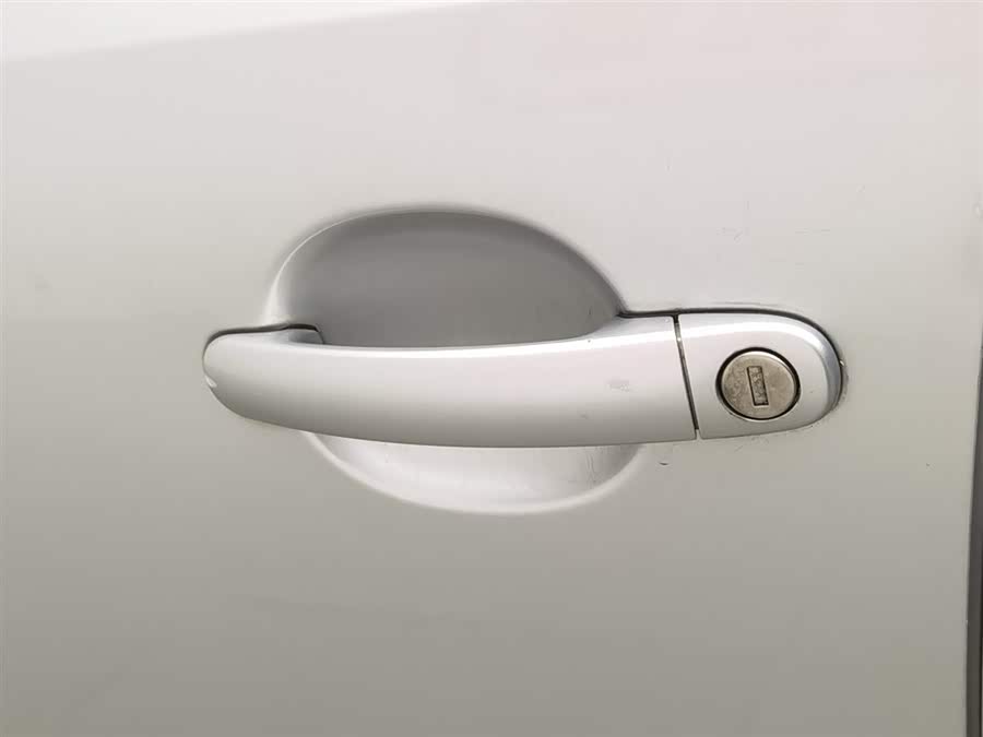Volkswagen Polo 2017 car image #19