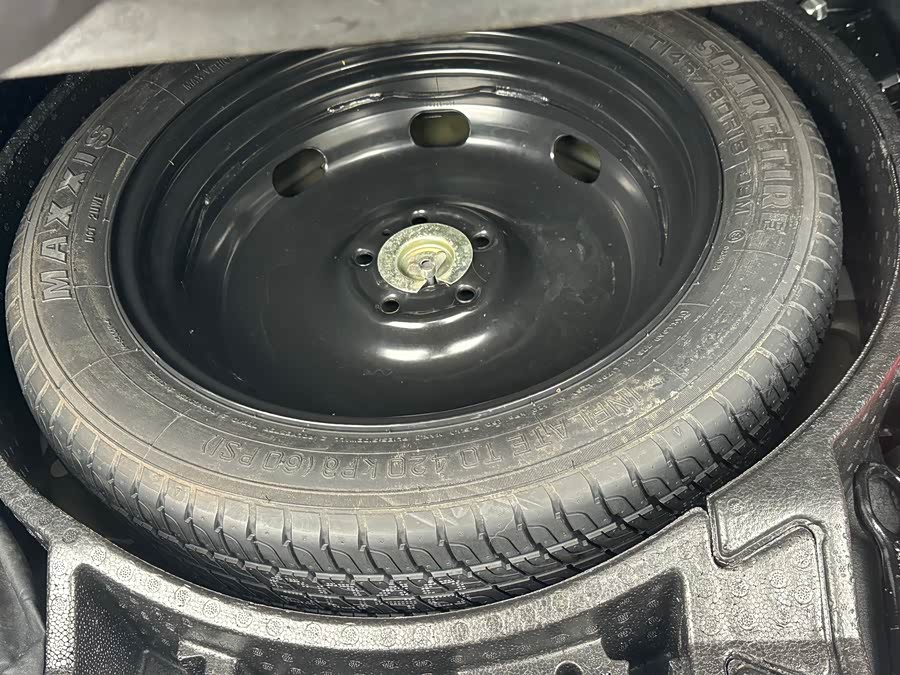 Volkswagen Tiguan 2013 #19 Volkswagen Tiguan 2013 car image #19