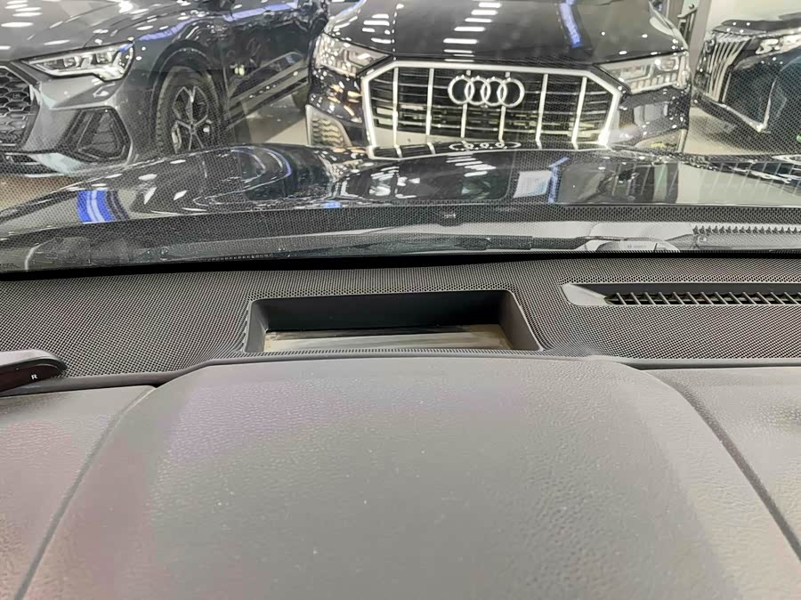 Toyota Avalon 2019 car image #19