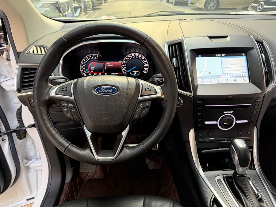 Ford Edge 2018 immagine di auto #19