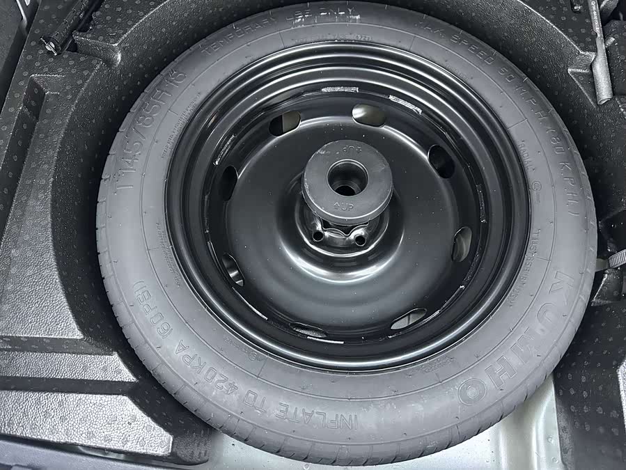 Volkswagen Tayron 2022 immagine di auto #19