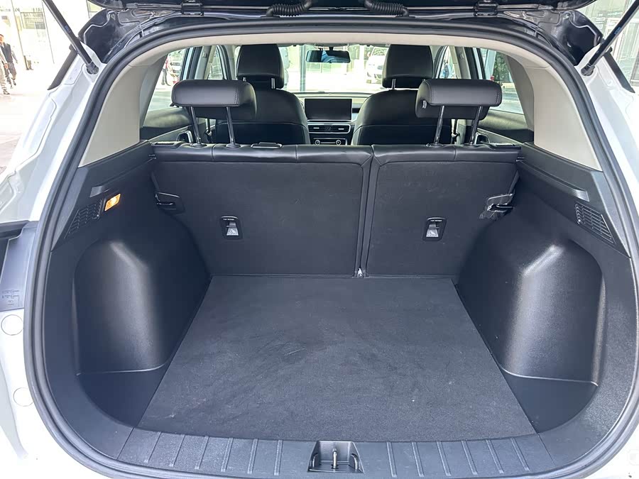 GEELY Coolray 2023 immagine di auto #19