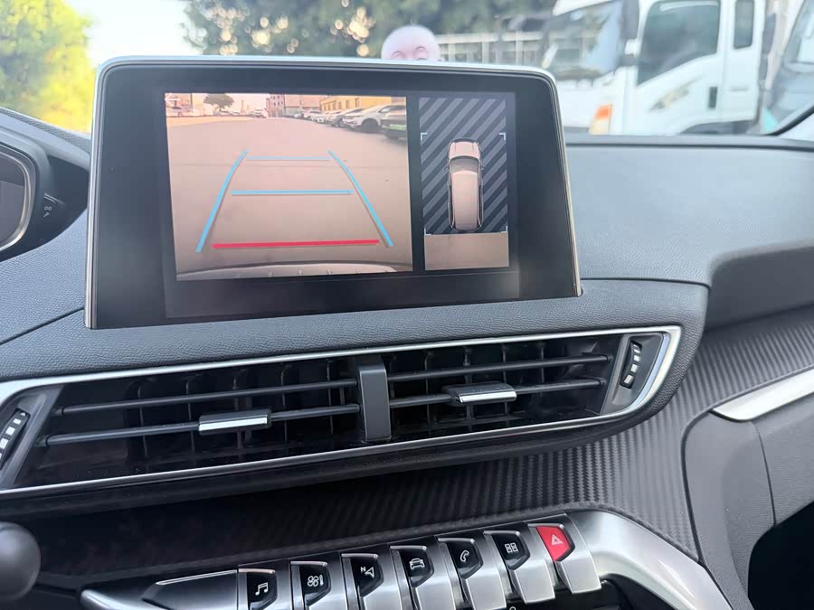 Peugeot 5008 2017 car image #19