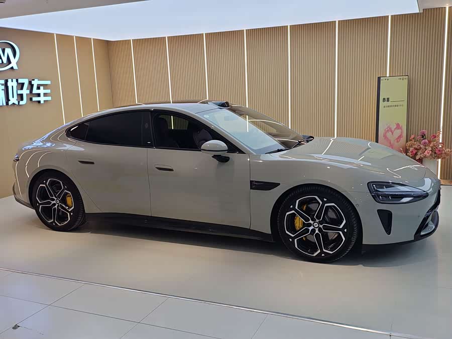 MI SU7 2024 car image #19