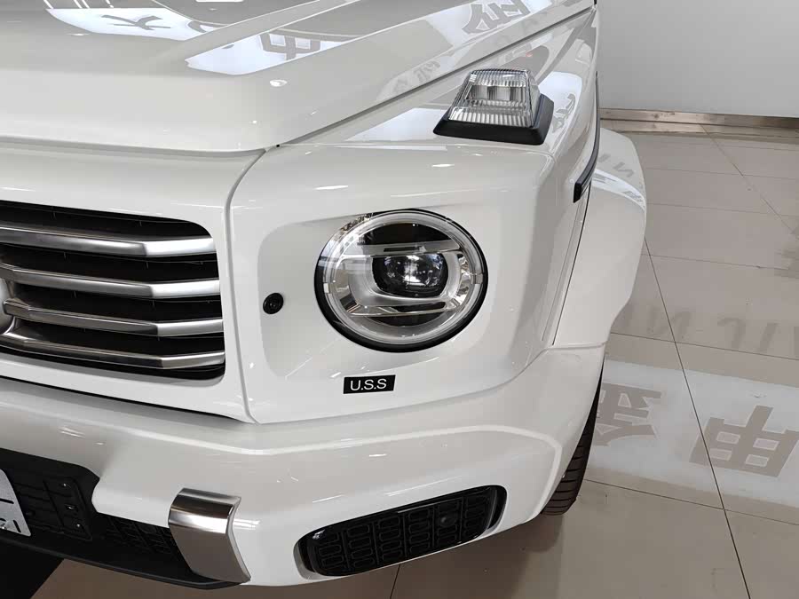 Mercedes-Benz car image #19