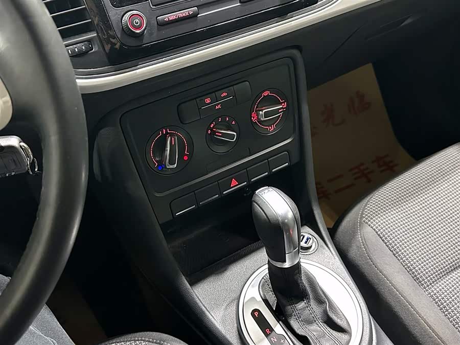 Volkswagen Beetle 2016 immagine di auto #19