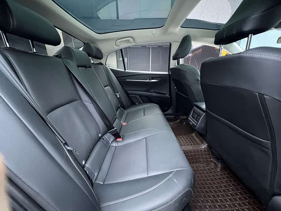 Toyota Camry 2024 #19 Toyota Camry 2024 car image #19