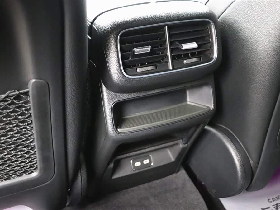 Mercedes-Benz GLE Coupe 2024 صورة سيارة #19