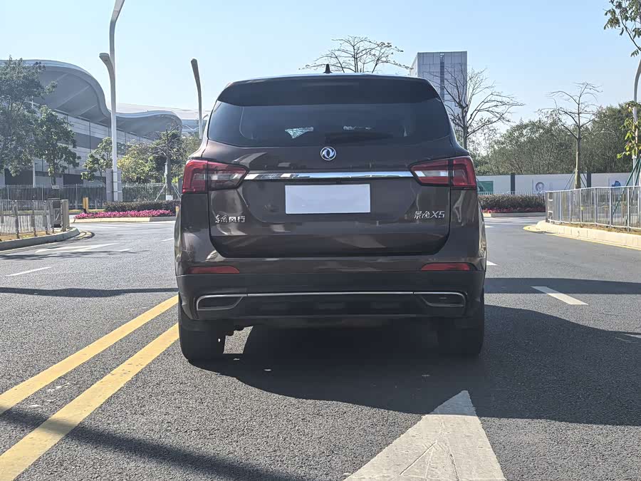 Forthing JOYEAR X5 2019 صورة سيارة #19