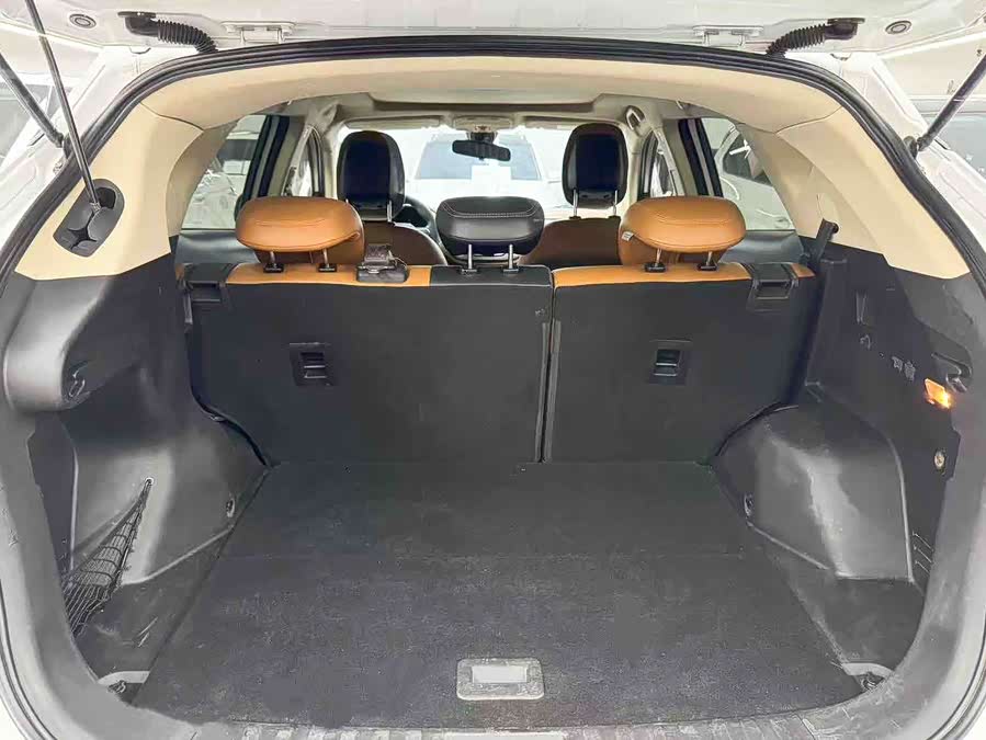 Soueast DX7 2016 #19 Soueast DX7 2016 car image #19