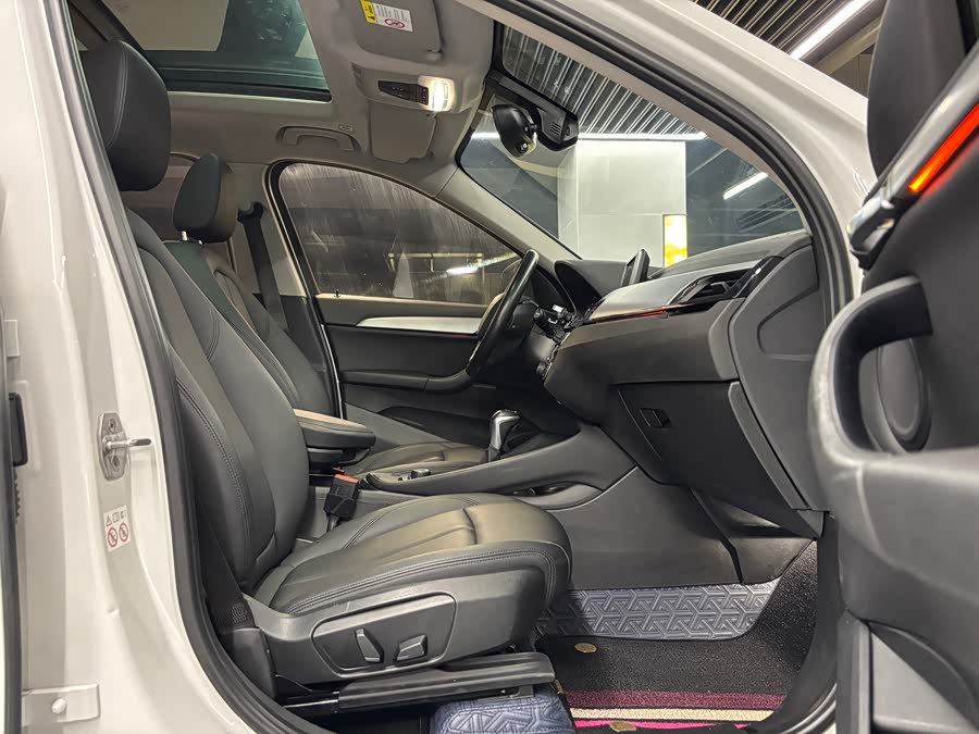 BMW X1 2019 car image #19