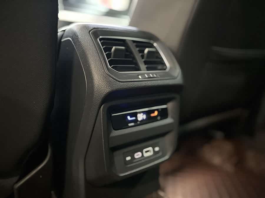 Volkswagen Tiguan L New Energy 2023 #19 Volkswagen Tiguan L New Energy 2023 imagem de carro #19