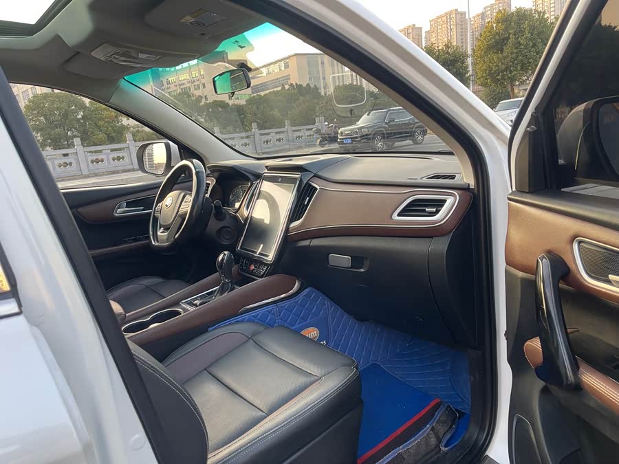 SWM X7 2018 imagen de coche #19