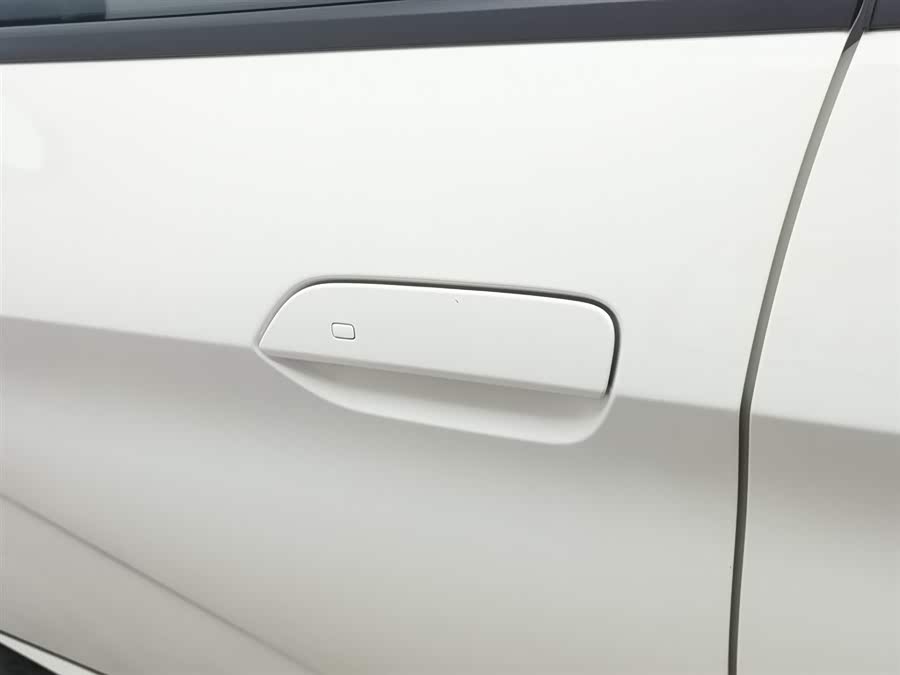 BYD Dolphin 2023 #19 BYD Dolphin 2023 car image #19