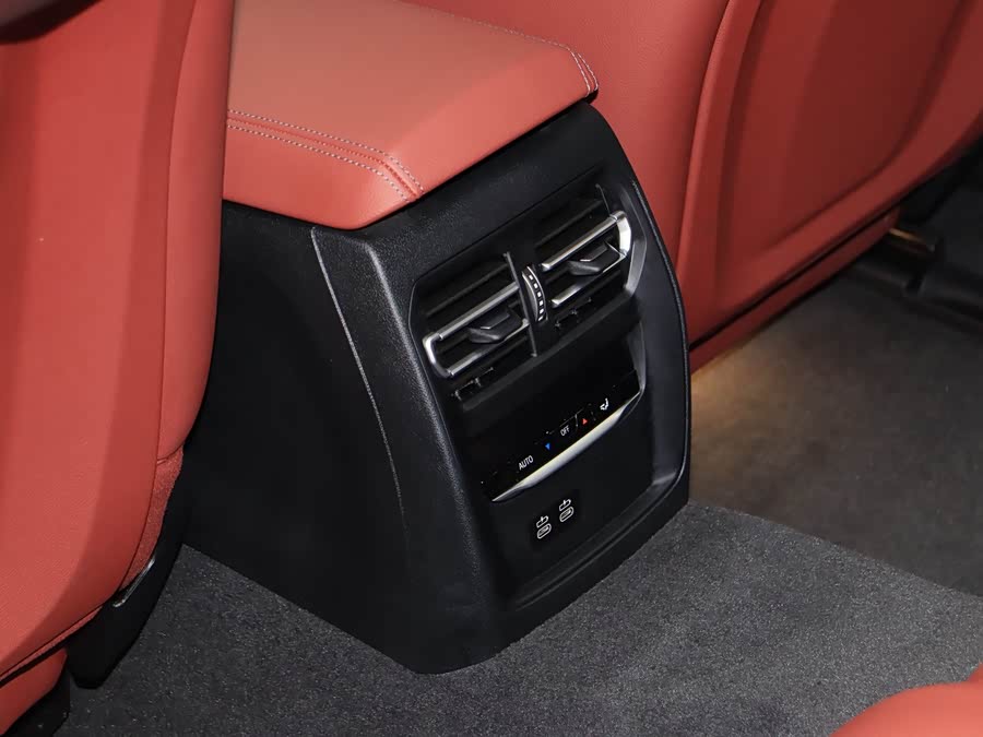 BMW i3 2024 #19 BMW i3 2024 car image #19